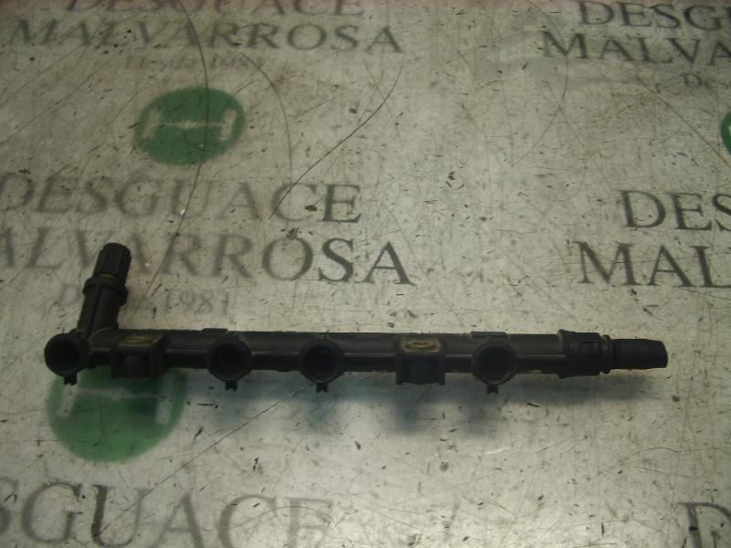 Recambio de rampa inyectora para fiat punto berlina (188) 1.2 cat referencia OEM IAM   