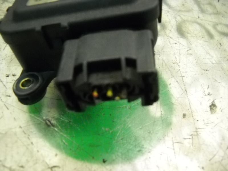 Recambio de motor apertura trampillas climatizador para volkswagen golf iv berlina (1j1) highline referencia OEM IAM   