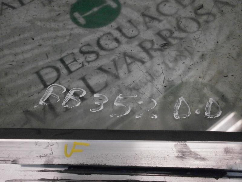 Recambio de cristal puerta delantero derecho para opel combo (corsa c) familiar referencia OEM IAM   