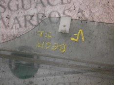 Recambio de cristal puerta trasero derecho para hyundai accent (mc) gl crdi referencia OEM IAM 834211E011   2