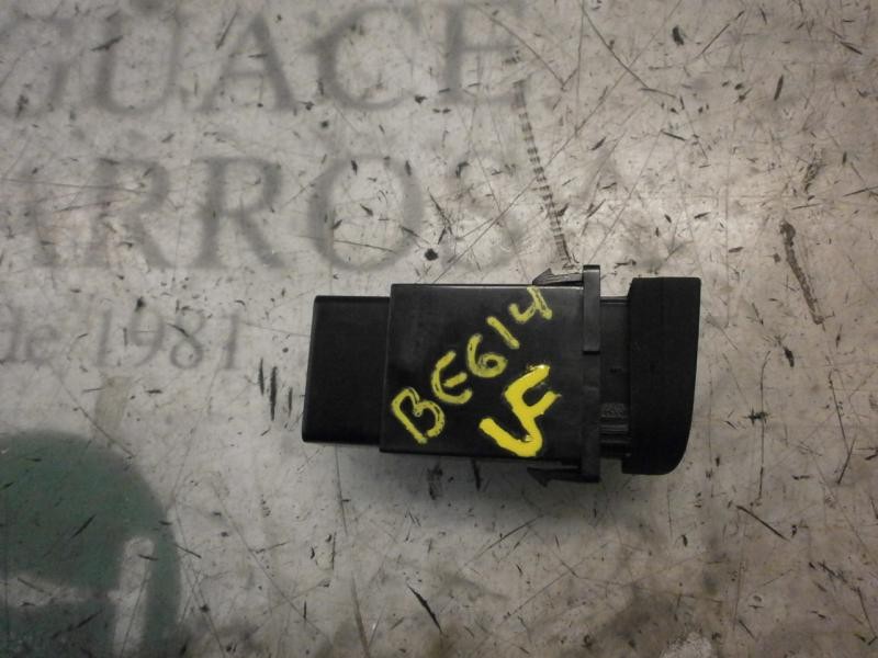 Recambio de warning para hyundai accent (mc) gl crdi referencia OEM IAM 937901E000 937901E000 