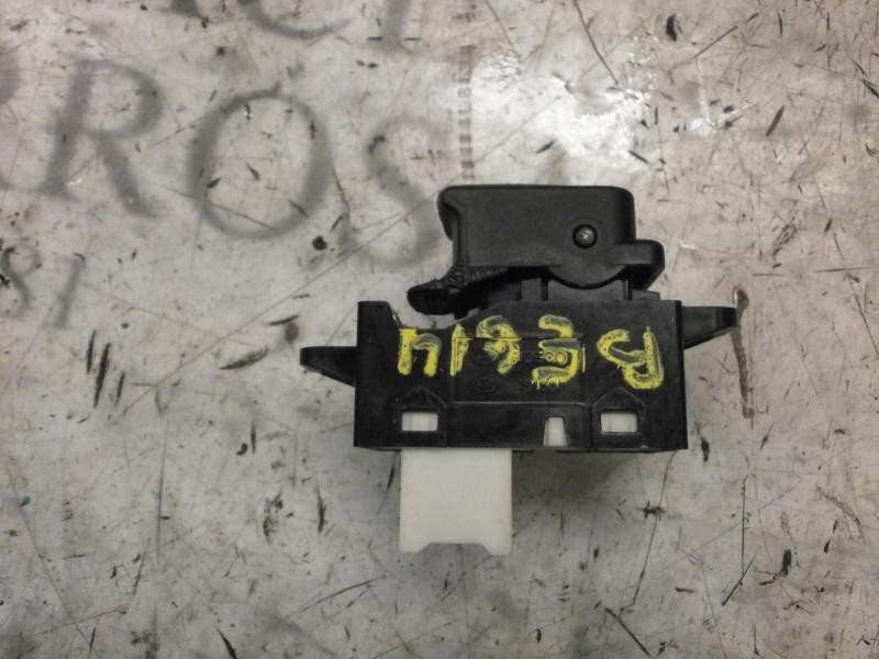 Recambio de mando elevalunas trasero derecho para hyundai accent (mc) gl crdi referencia OEM IAM 935801E000 202005491 202005491