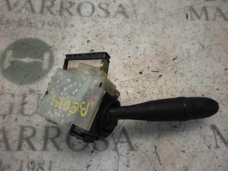 Recambio de mando limpia para hyundai accent (mc) gl crdi referencia OEM IAM 934201G010 75733A 75733A