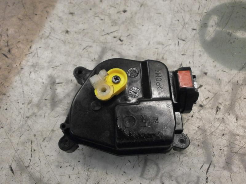 Recambio de motor c/c trasero izquierdo para hyundai accent (mc) gl crdi referencia OEM IAM 957451G020  