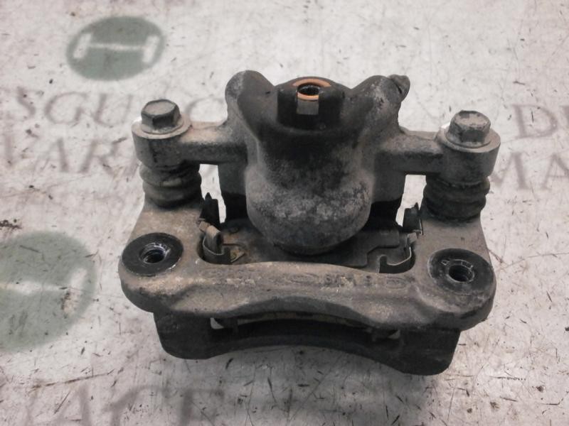 Recambio de pinza freno trasera izquierda para hyundai accent (mc) gl crdi referencia OEM IAM 583001G300  