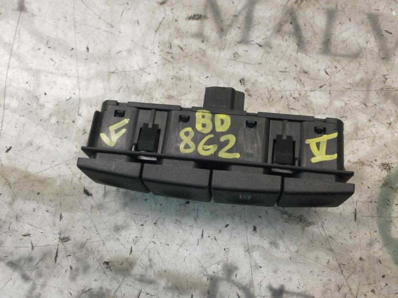 Recambio de modulo electronico para ford fiesta (cbk) ghia referencia OEM IAM   