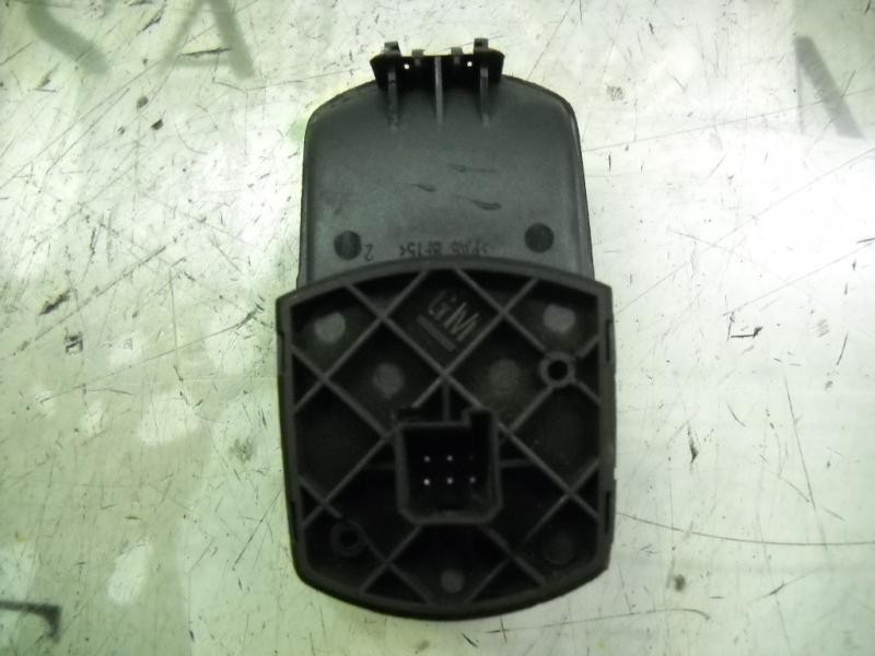 Recambio de mando elevalunas delantero derecho para opel corsa d cmon referencia OEM IAM   