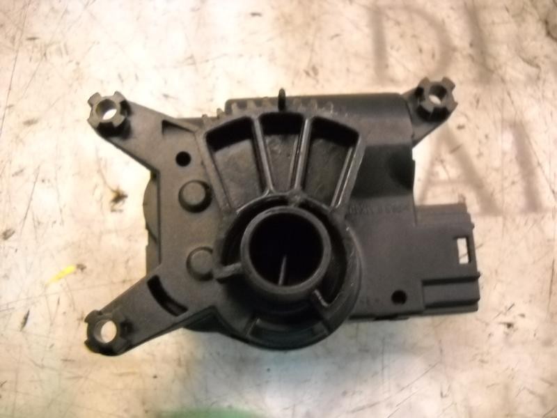 Recambio de motor apertura trampillas climatizador para opel corsa d cmon referencia OEM IAM   