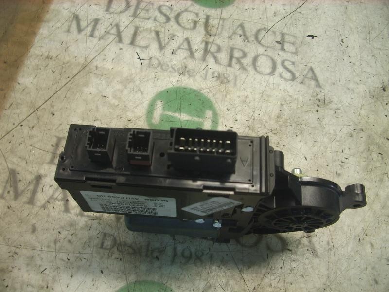 Recambio de motor elevalunas delantero derecho para peugeot 307 break / sw (s1) sw referencia OEM IAM   
