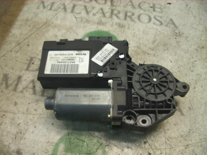 Recambio de motor elevalunas delantero derecho para peugeot 307 break / sw (s1) sw referencia OEM IAM   