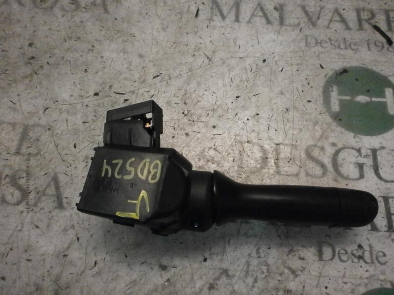 Recambio de mando limpia para peugeot 107 urban referencia OEM IAM   
