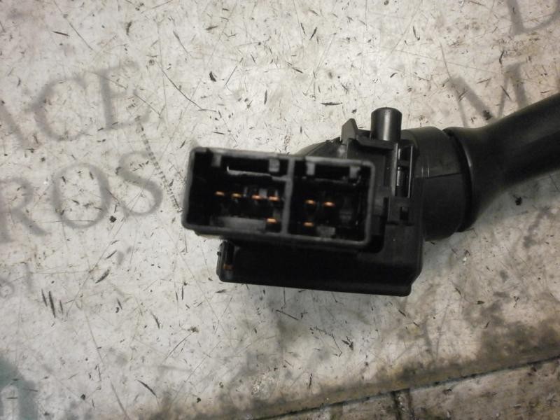 Recambio de mando limpia para peugeot 107 urban referencia OEM IAM   