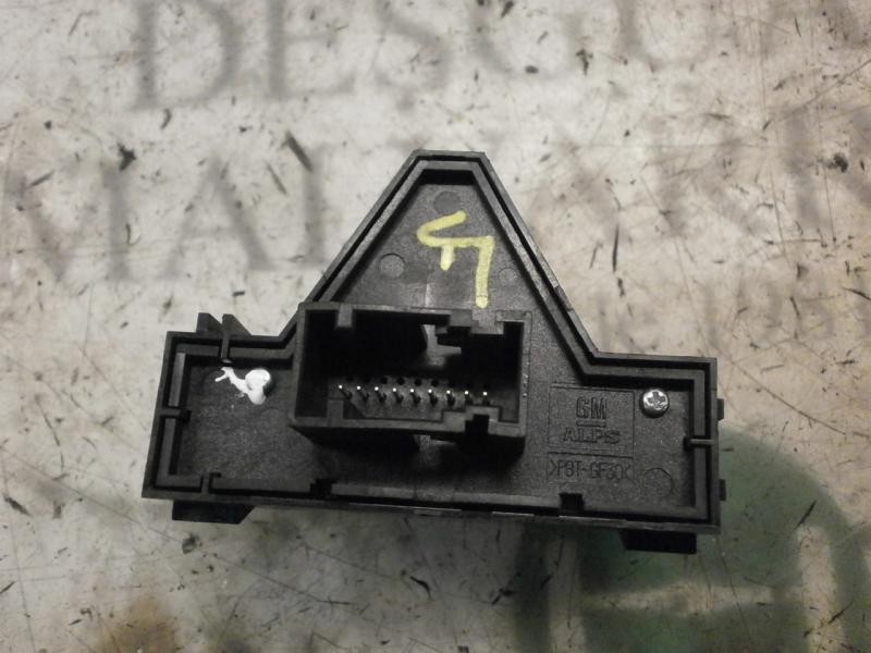 Recambio de warning para opel corsa d 1.3 16v cdti referencia OEM IAM   