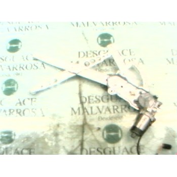 ELEVALUNAS DELANTERO DERECHO 