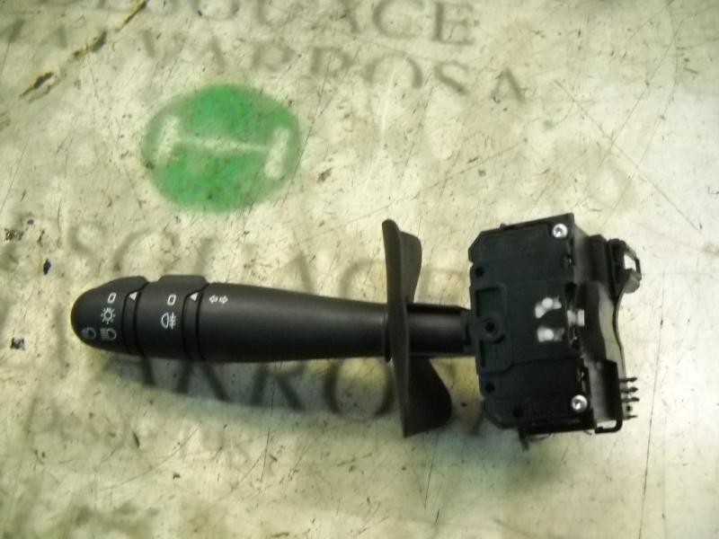 Recambio de mando luces para renault clio ii fase ii (b/cb0) campus referencia OEM IAM   
