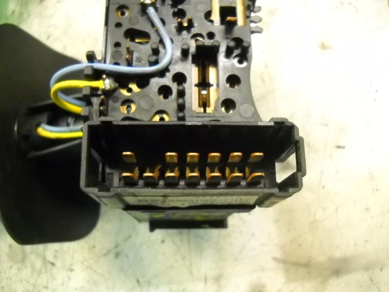 Recambio de mando luces para renault clio ii fase ii (b/cb0) campus referencia OEM IAM   