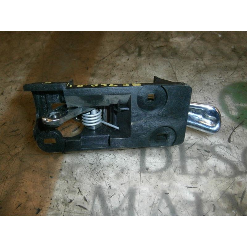 Recambio de maneta interior delantera izquierda para alfa romeo 147 (190) 1.9 jtd cat referencia OEM IAM   