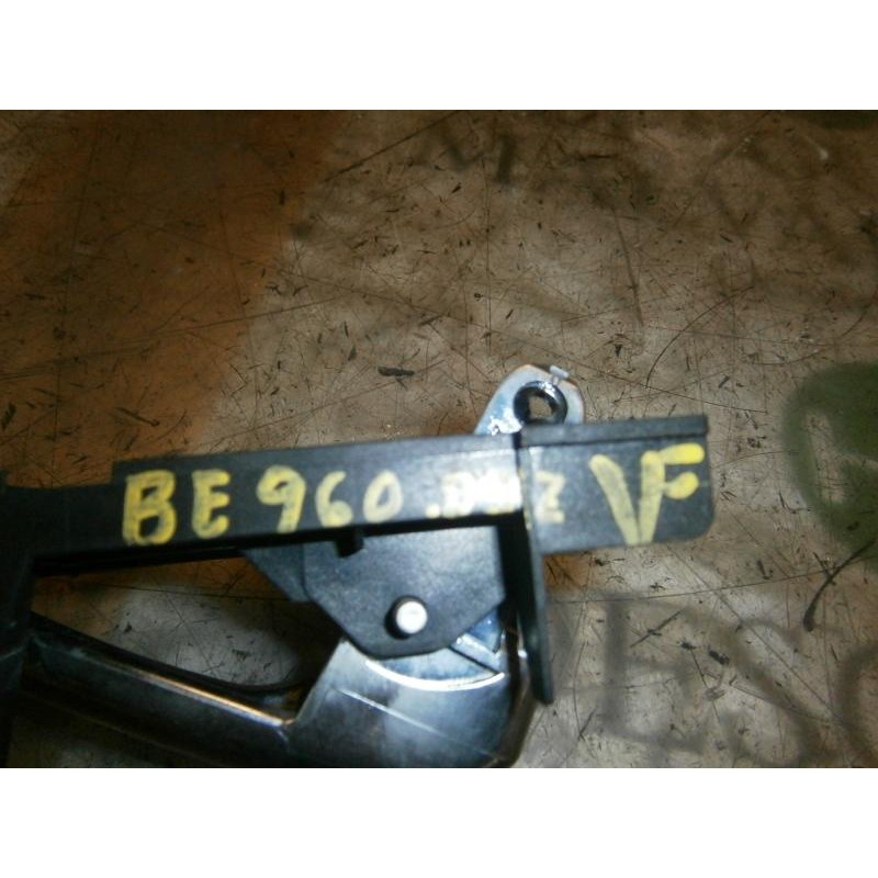 Recambio de maneta interior delantera izquierda para alfa romeo 147 (190) 1.9 jtd cat referencia OEM IAM   