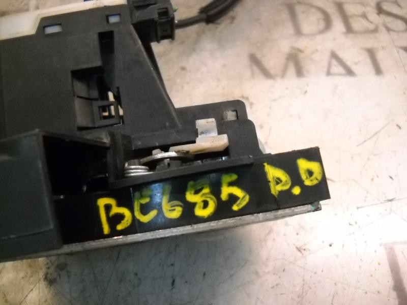 Recambio de cerradura puerta delantera derecha para renault clio ii fase ii (b/cb0) campus referencia OEM IAM   