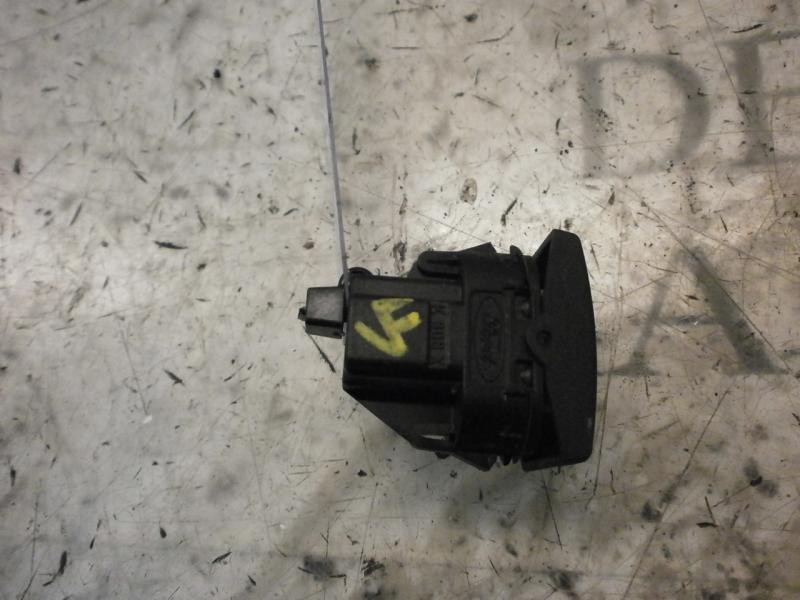 Recambio de mando elevalunas trasero izquierdo para ford mondeo berlina (ge) ghia referencia OEM IAM   