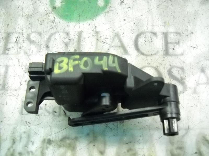 Recambio de motor apertura trampillas climatizador para volkswagen golf iv berlina (1j1) conceptline referencia OEM IAM   