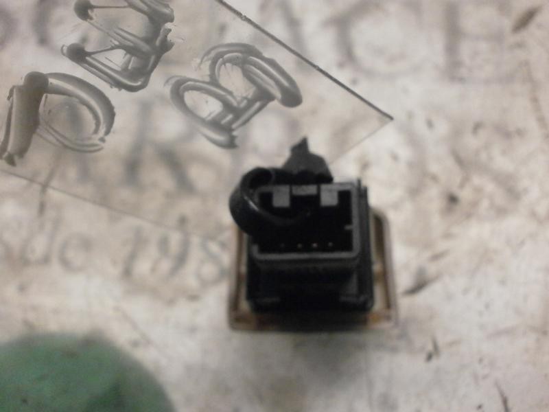 Recambio de warning para nissan note (e11e) visia referencia OEM IAM   