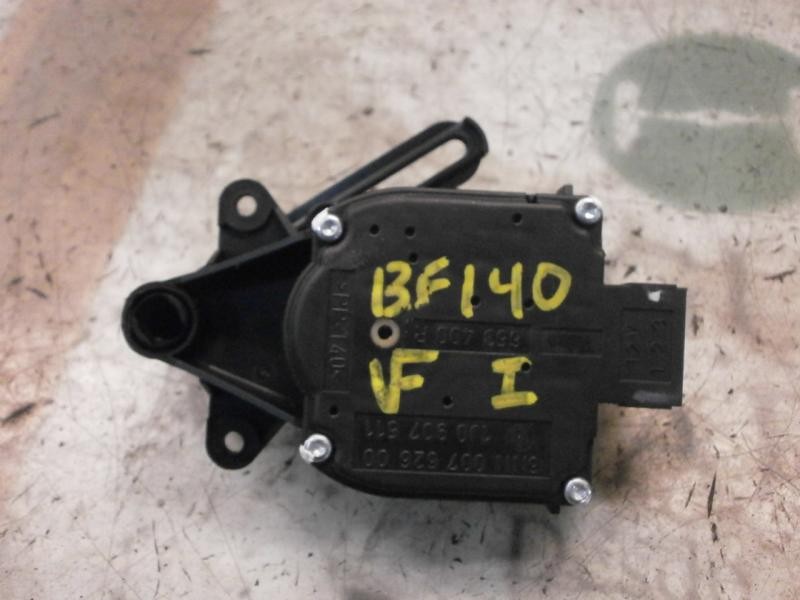 Recambio de motor apertura trampillas climatizador para seat leon (1m1) signo referencia OEM IAM   