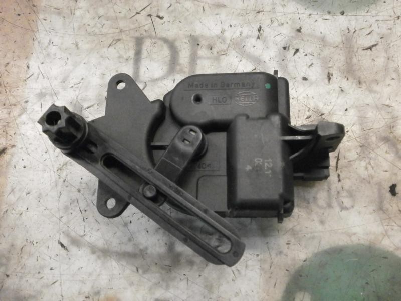 Recambio de motor apertura trampillas climatizador para seat leon (1m1) signo referencia OEM IAM   