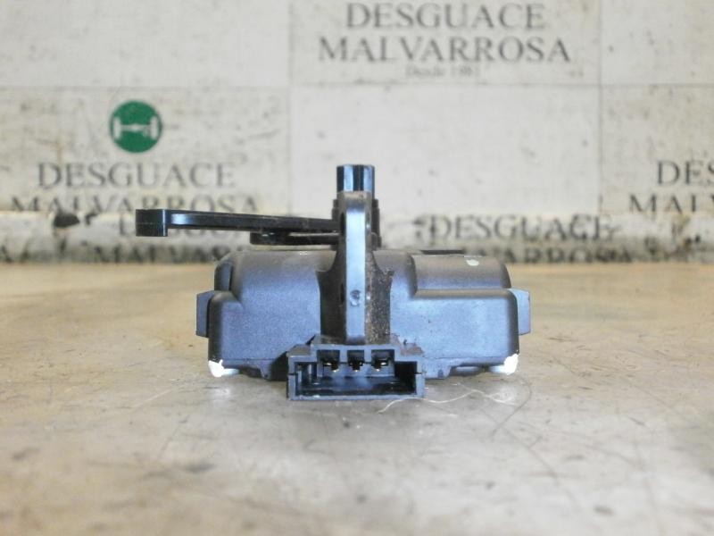 Recambio de motor apertura trampillas climatizador para seat leon (1m1) signo referencia OEM IAM   