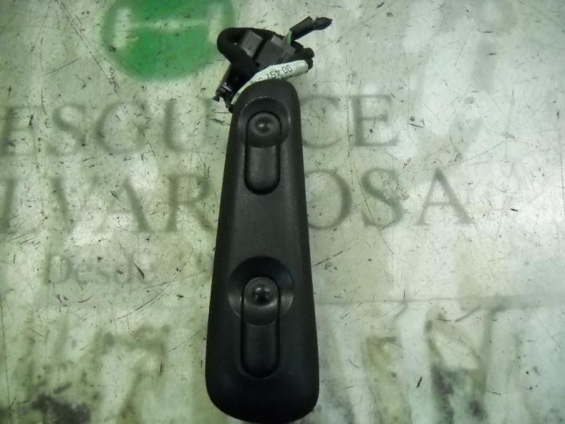 Recambio de mando elevalunas delantero derecho para opel omega b gl berlina referencia OEM IAM   