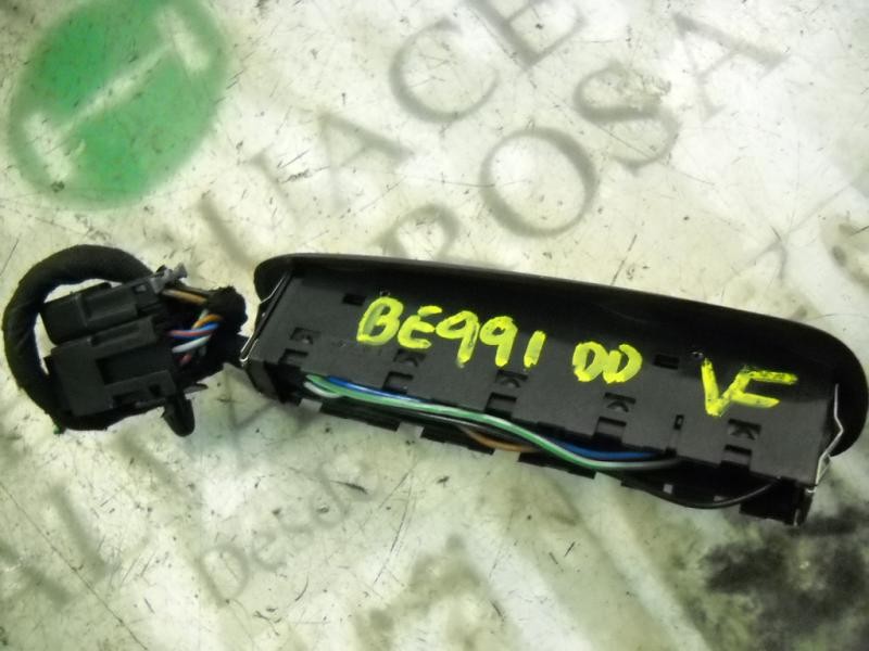 Recambio de mando elevalunas delantero derecho para opel omega b gl berlina referencia OEM IAM   