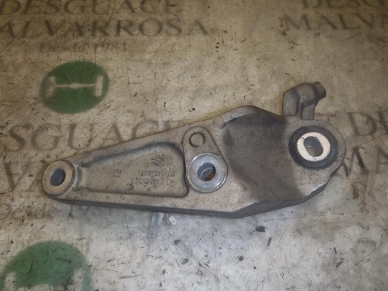 Recambio de soporte cambio para opel corsa d cosmo referencia OEM IAM   