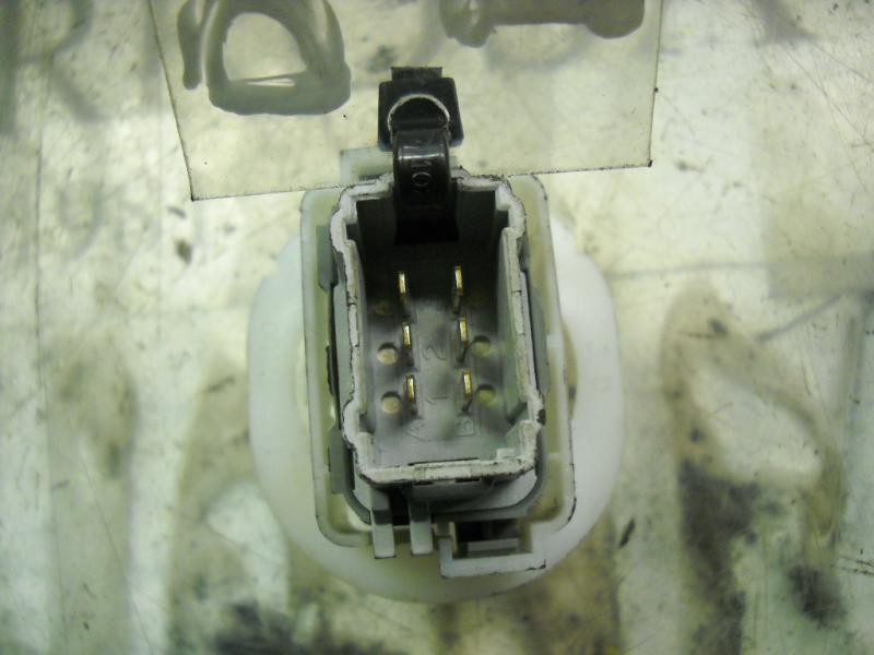 Recambio de mando elevalunas delantero derecho para renault megane ii berlina 5p confort dynamique referencia OEM IAM   