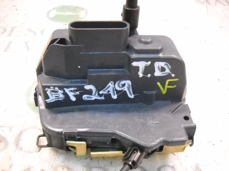 Recambio de cerradura puerta trasera derecha para renault megane ii berlina 5p confort dynamique referencia OEM IAM   