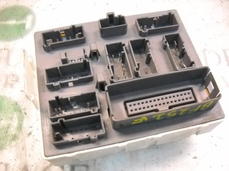 Recambio de caja reles / fusibles para ford transit connect (tc7) furgón (2006) referencia OEM IAM   