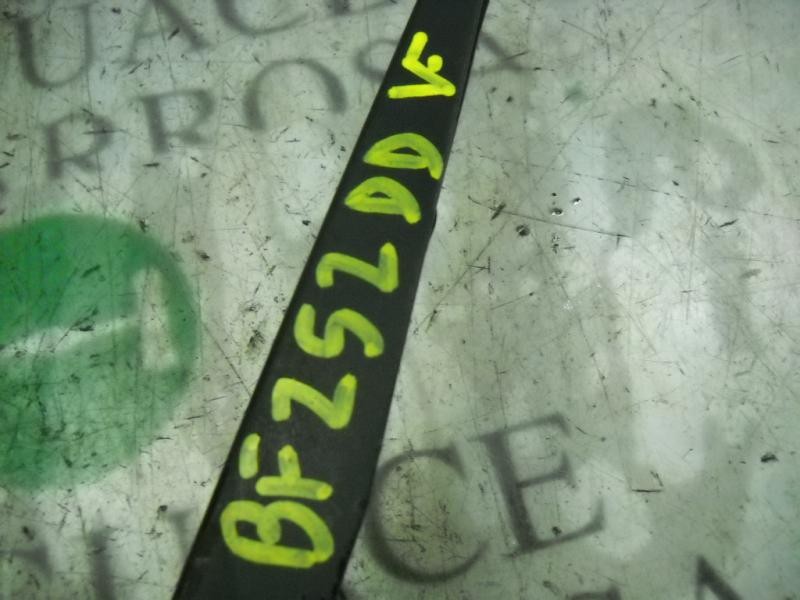 Recambio de brazo limpia delantero derecho para ford transit connect (tc7) furgón (2006) referencia OEM IAM   