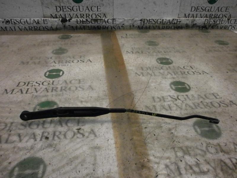 Recambio de brazo limpia delantero izquierdo para opel combo (corsa c) familiar referencia OEM IAM   
