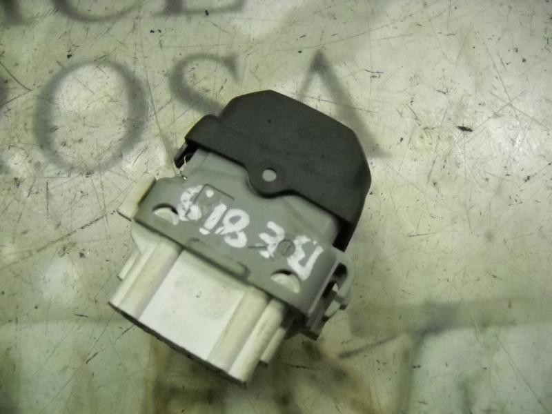 Recambio de mando elevalunas trasero derecho para renault vel satis (bj0) privilege referencia OEM IAM 8200114209 28082 28082