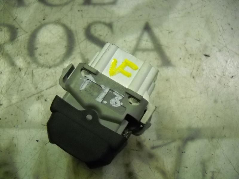 Recambio de mando elevalunas trasero izquierdo para renault vel satis (bj0) privilege referencia OEM IAM 8200114209 28082 28082