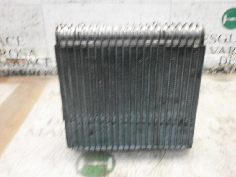 Recambio de evaporador aire acondicionado para ford fiesta (cbk) ghia referencia OEM IAM   