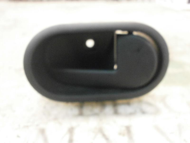 Recambio de maneta interior delantera derecha para ford fiesta (cbk) ghia referencia OEM IAM   
