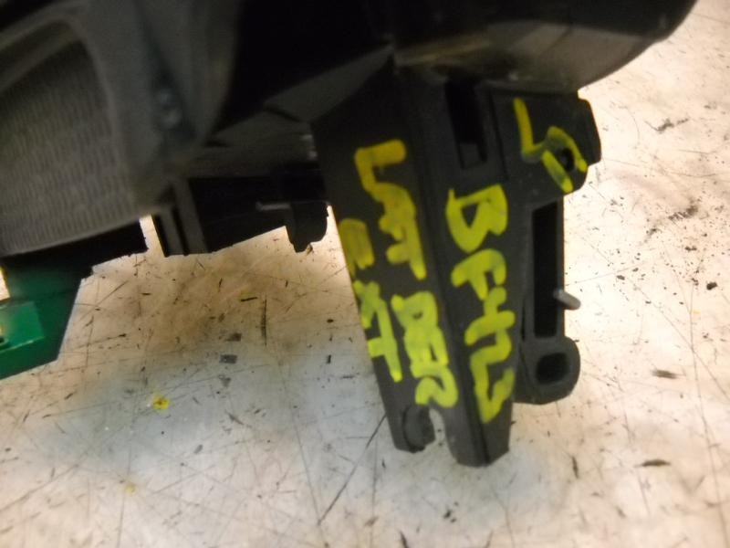 Recambio de maneta exterior lateral derecha para renault kangoo (f/kc0) rapid referencia OEM IAM   