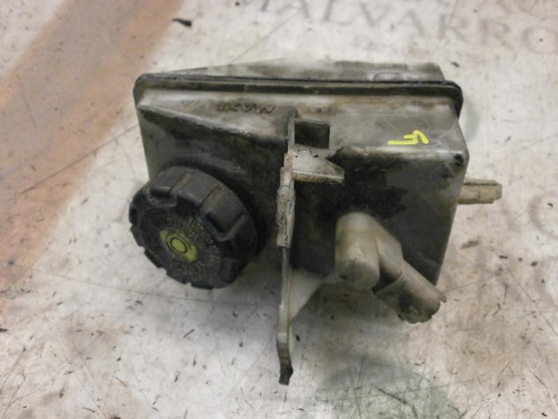Recambio de deposito servo para renault espace iv (jk0) privilege referencia OEM IAM 8200021398  