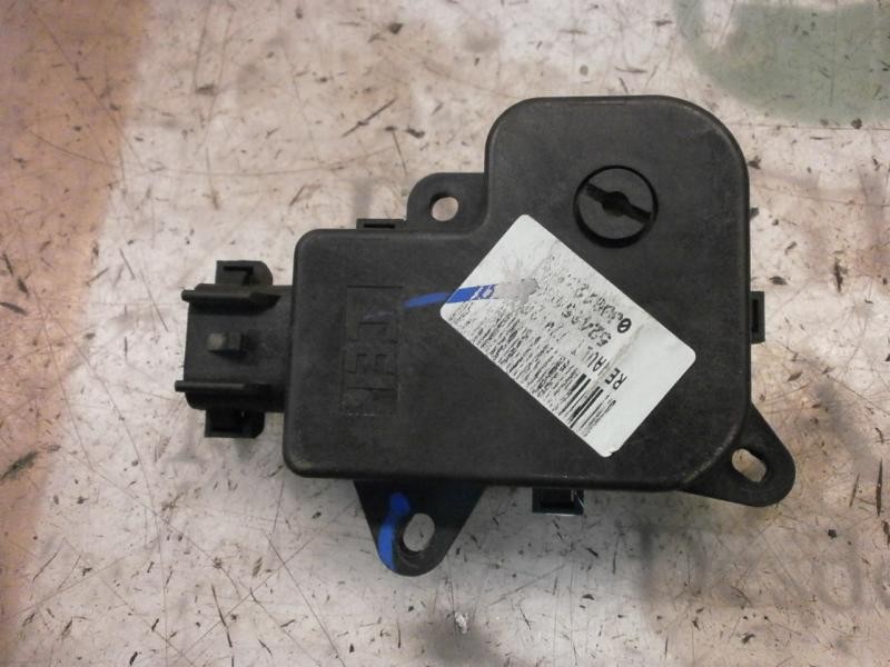 Recambio de motor apertura trampillas climatizador para renault espace iv (jk0) privilege referencia OEM IAM 7701206536 77012065