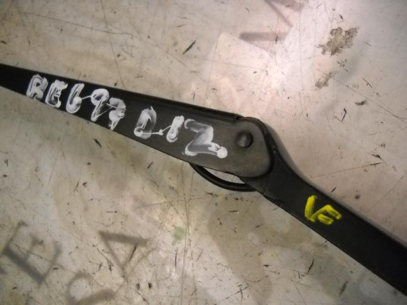 Recambio de brazo limpia delantero izquierdo para seat ibiza (6l1) signo referencia OEM IAM   