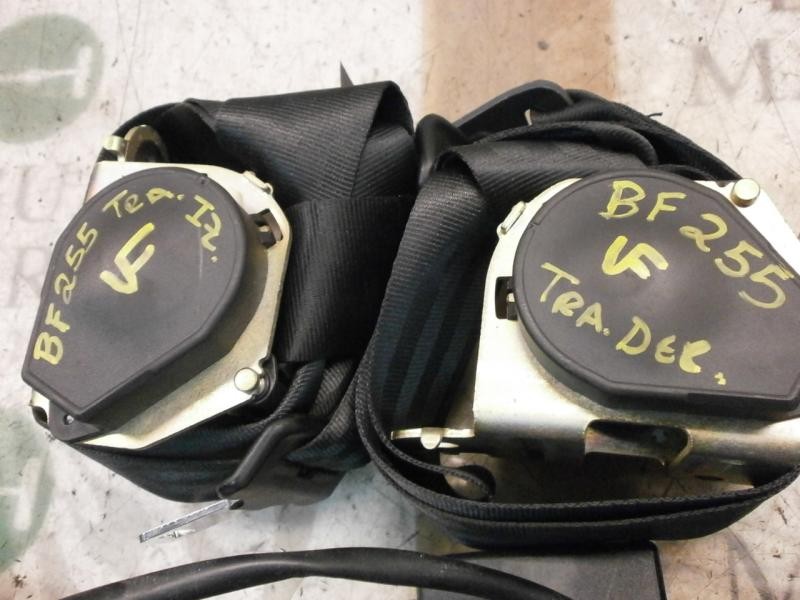 Recambio de cinturon seguridad trasero para citroën c4 coupe collection referencia OEM IAM   