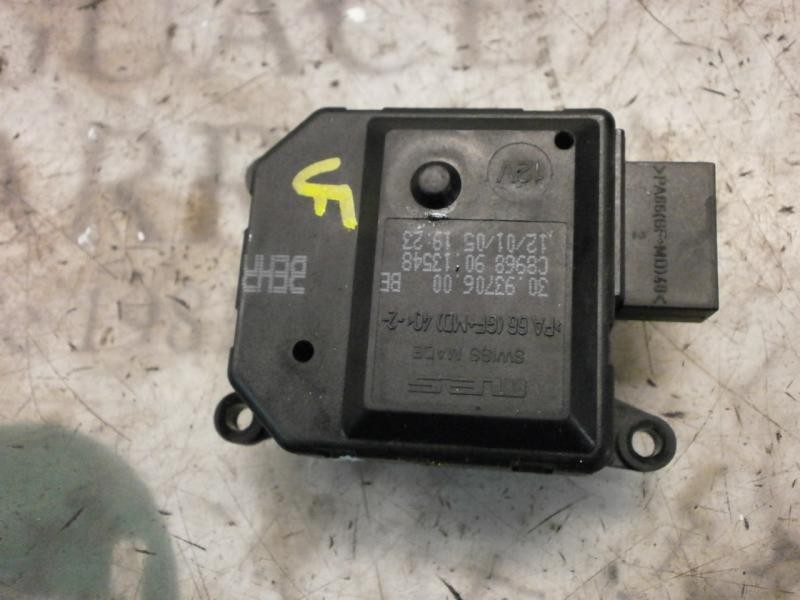 Recambio de motor apertura trampillas climatizador para citroën c4 coupe collection referencia OEM IAM   