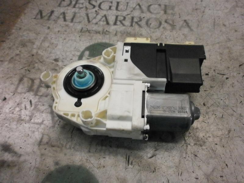 Recambio de motor elevalunas delantero derecho para citroën c4 coupe collection referencia OEM IAM   