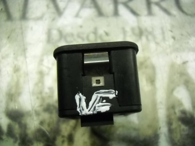 Recambio de mando elevalunas delantero izquierdo para opel astra g berlina sport referencia OEM IAM   