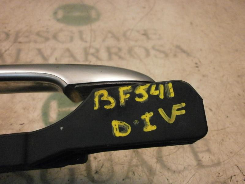 Recambio de maneta exterior delantera izquierda para renault laguna ii grandtour (kg0) expression referencia OEM IAM   